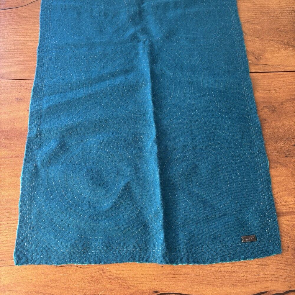 Dosa Hand-Stitched Kantha Silk Scarf Teal and Cerulean Reversible Christina Kim - Picture 10 of 11